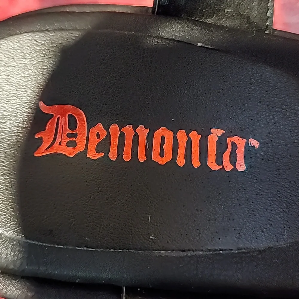 Demonia Wave 9 Platform Sandals - Picture 2 of 8